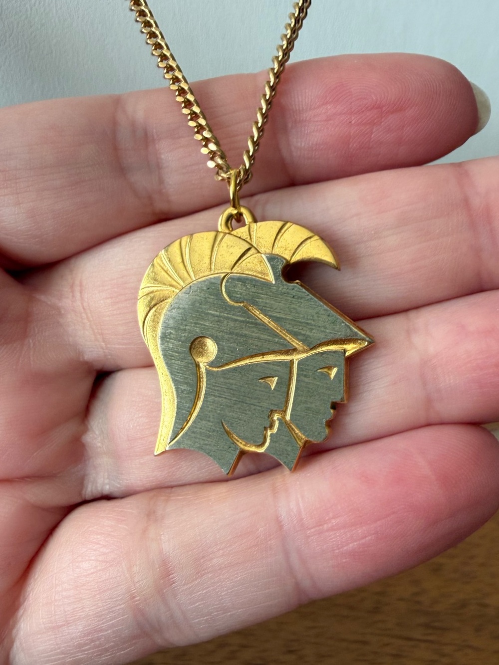 Vintage Two Tone Gold & Silver Gemini Astrological Horoscope Necklace Pendant - Picture 1 of 11